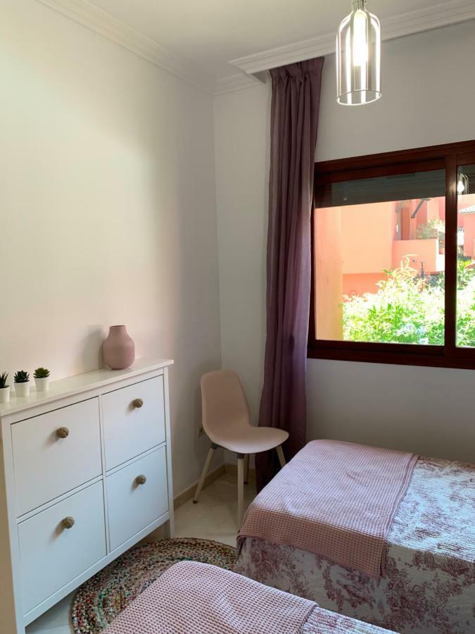 Beachside Apartment in Marbella Exterior foto